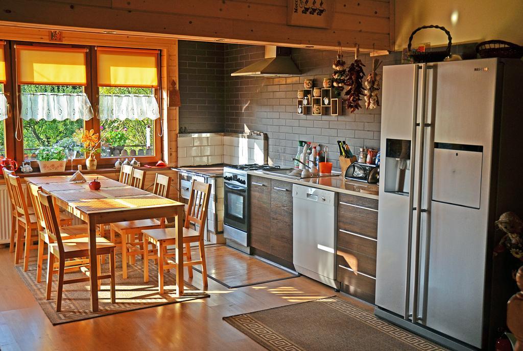 Willa Karolinka Stroza - Pet Friendly Myślenice Exterior foto