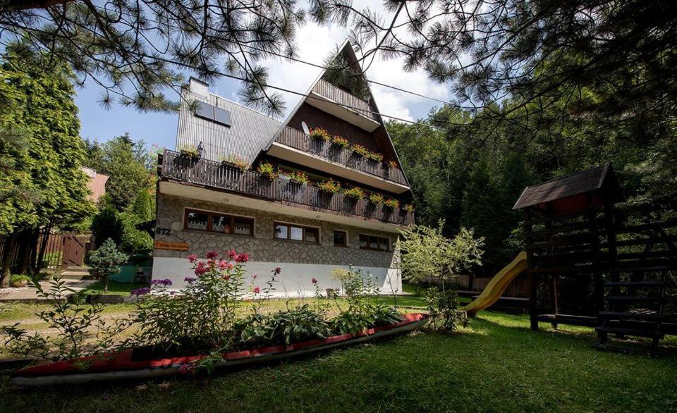 Willa Karolinka Stroza - Pet Friendly Myślenice Exterior foto